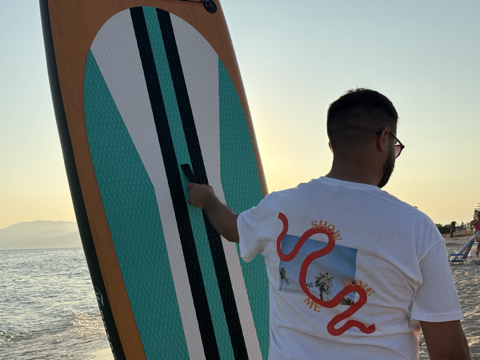 Show Me Love – Summer Unisex White Tee